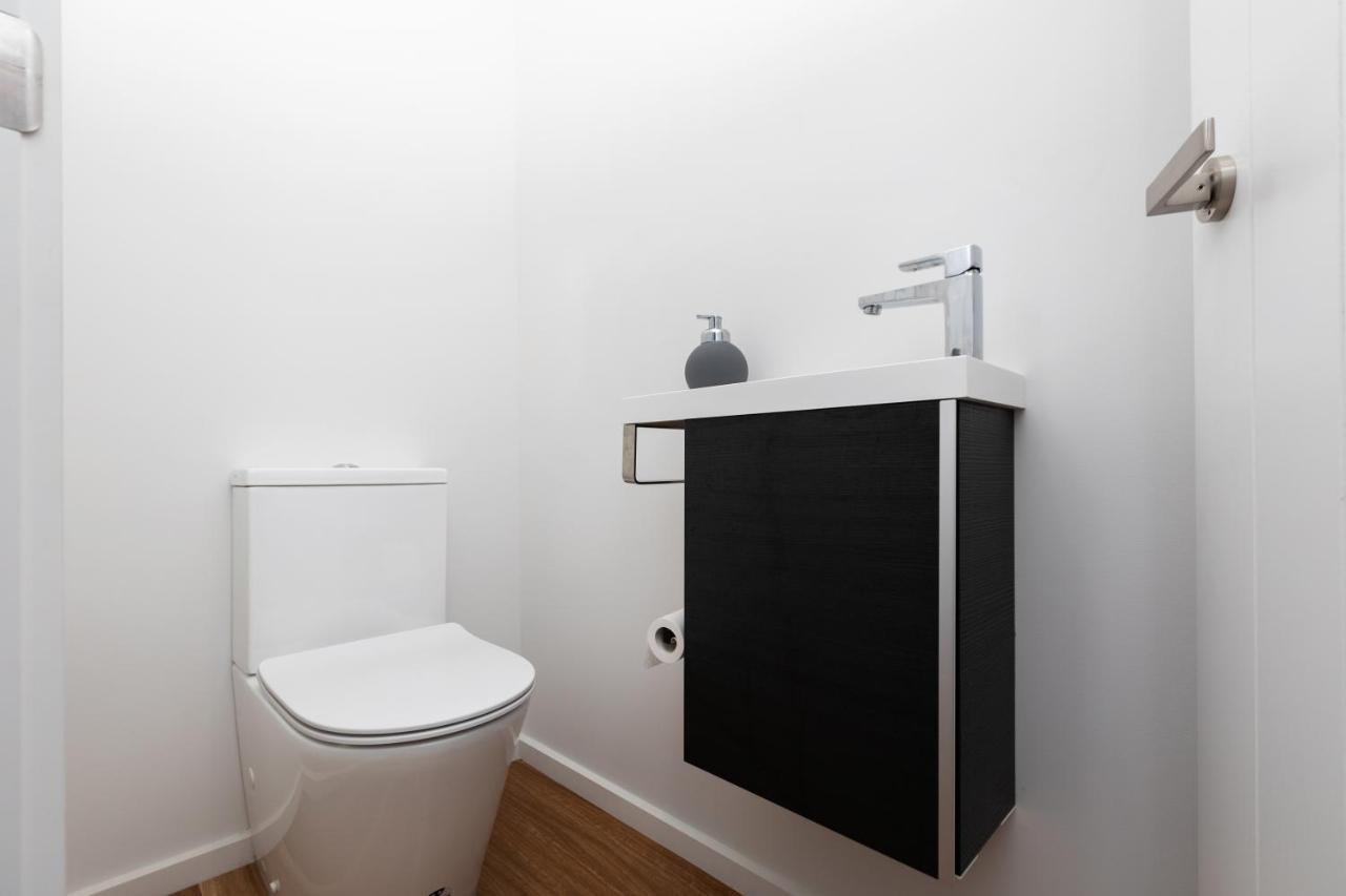 Oakura Beach Front Apartments Екстер'єр фото